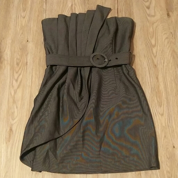 VENUS | Strapless dress - Picture 1 of 6